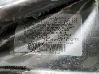 2024 Nissan Versa S z VIN 3N1CN8DVXRL881568, wystawiony jako Copart lot #49678335 z przebiegiem Nie podano mil oraz Nie do naprawy • Non repairable. Historia ofert i sprzedaży dostępna na DreamBid. Obrazek 13.