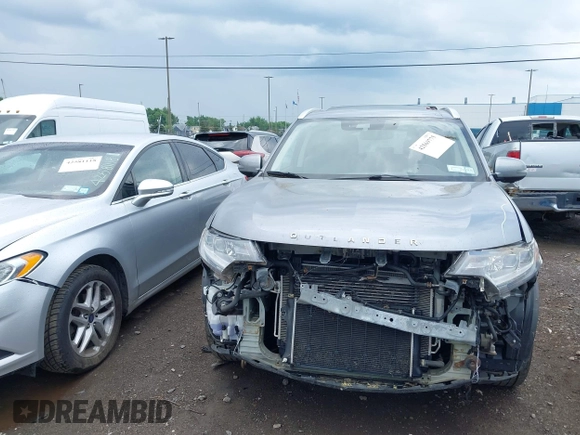 2018 Mitsubishi Outlander SEL z VIN JA4J24A58JZ058655, wystawiony jako IAAI lot #42569775 z przebiegiem 111 370 mil mil oraz . Historia ofert i sprzedaży dostępna na DreamBid. Obrazek 12.