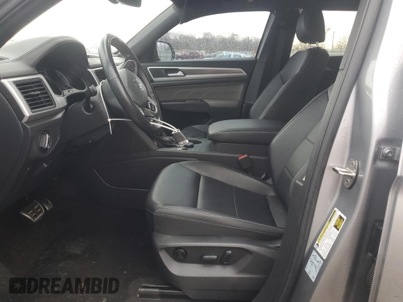2021 Volkswagen Atlas SE with VIN 1V2NE2CA7MC211044, listed as a Copart auction lot 51333565 with 38,705 mi miles and Salvage title. Bid and sale history available at DreamBid. Image 7.