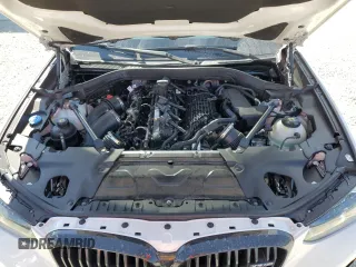 2023 BMW X3 M z VIN 5YM13EC05P9P18161, wystawiony jako Copart lot #42135544 z przebiegiem 17 524 mil mil oraz Szkoda całkowita • Salvage title. Historia ofert i sprzedaży dostępna na DreamBid. Obrazek 12.