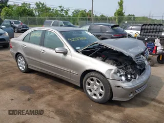 2006 Mercedes-Benz C 280 Luxury с VIN WDBRF92H66F782113, выставлен на аукционе IAAI как лот 42389922 с пробегом 112 367 миль миль и . История ставок и продаж доступна на DreamBid. Изображение 1.