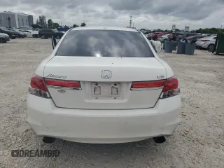 2011 Honda Accord EX-L z VIN 1HGCP3F86BA027595, wystawiony jako Copart lot #56457015 z przebiegiem 167 410 mil mil oraz Szkoda całkowita • Salvage title. Historia ofert i sprzedaży dostępna na DreamBid. Obrazek 6.