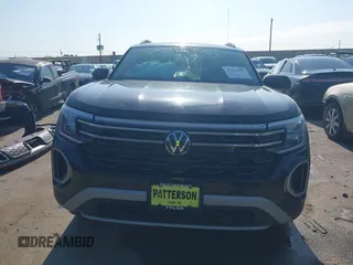 2025 Volkswagen Atlas SE with VIN 1V2CR2CA1SC504687, listed as a IAAI auction lot 42171699 with 1,847 mi miles and . Bid and sale history available at DreamBid. Image 12.