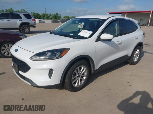 2020 Ford Escape SE z VIN 1FMCU0G67LUA10190, wystawiony jako IAAI lot #42533228 z przebiegiem 135 961 mil mil oraz . Historia ofert i sprzedaży dostępna na DreamBid. Obrazek 17.