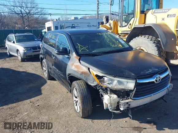 2014 Toyota Highlander LE z VIN 5TDBKRFH4ES034791, wystawiony jako IAAI lot #41770914 z przebiegiem Nie podano mil oraz . Historia ofert i sprzedaży dostępna na DreamBid. Obrazek 1.