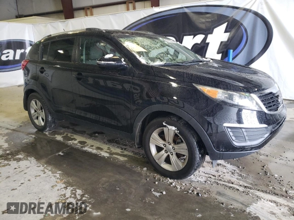 2011 Kia Sportage LX with VIN KNDPB3A29B7106953, listed as a Copart auction lot 87732745 with 187,776 mi miles and Salvage Title. Bid and sale history available at carsss.com. Image 4.