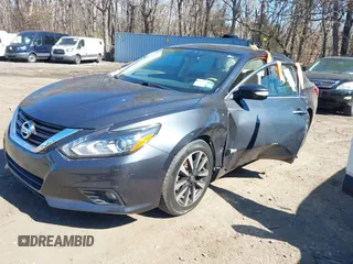 2018 Nissan Altima SR with VIN 1N4AL3AP6JC208575, listed as a IAAI auction lot 41725408 with 115,406 mi miles and . Bid and sale history available at DreamBid. Image 2.