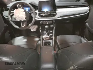 2025 Jeep Compass Latitude с VIN 3C4NJDBN6ST537089, выставлен на аукционе Copart как лот 50009175 с пробегом 2 595 миль миль и Списание • Salvage title. История ставок и продаж доступна на DreamBid. Изображение 8.
