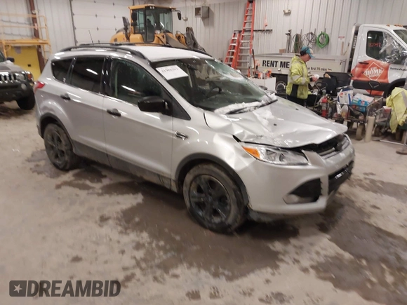 2014 Ford Escape SE z VIN 1FMCU9GX1EUD67624, wystawiony jako IAAI lot #41986362 z przebiegiem 79 921 mil mil oraz . Historia ofert i sprzedaży dostępna na DreamBid. Obrazek 1.