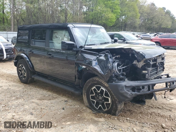 2023 Ford Bronco z VIN 1FMDE5BH0PLB30495, wystawiony jako Copart lot #51380065 z przebiegiem 18 156 mil mil oraz Szkoda całkowita • Salvage title. Historia ofert i sprzedaży dostępna na DreamBid. Obrazek 4.