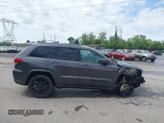 2021 Jeep Grand Cherokee Laredo X with VIN 1C4RJFAG6MC774728, listed as a IAAI auction lot 42270184 with 27,021 mi miles and . Bid and sale history available at DreamBid. Image 13.