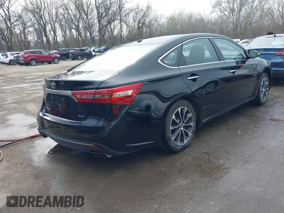 2018 Toyota Avalon XLE with VIN 4T1BK1EB2JU271022, listed as a IAAI auction lot 41888633 with 44,946 mi miles and . Bid and sale history available at DreamBid. Image 4.