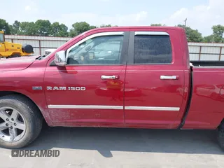 2012 Ram 1500 Big Horn z VIN 1C6RD7GT7CS196684, wystawiony jako IAAI lot #42118261 z przebiegiem 200 610 mil mil oraz . Historia ofert i sprzedaży dostępna na DreamBid. Obrazek 14.