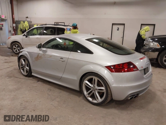 2015 Audi TTS 2.0T z VIN TRUB1AFK2F1000143, wystawiony jako IAAI lot #41649250 z przebiegiem 110 321 mil mil oraz . Historia ofert i sprzedaży dostępna na DreamBid. Obrazek 3.