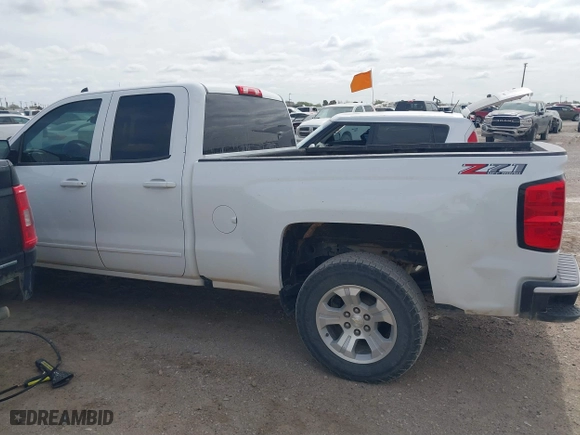 2018 Chevrolet Silverado 1500 LT with VIN 1GCVKREC0JZ315238, listed as a IAAI auction lot 41856052 with 163,131 mi miles. Bid and sale history available at carsss.com. Image 14.