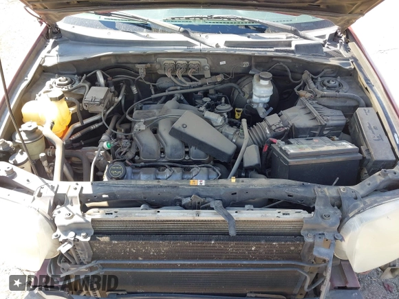 2007 Ford Escape Limited with VIN 1FMCU04167KB90000, listed as a IAAI auction lot 42217640 with 233,117 mi miles and . Bid and sale history available at DreamBid. Image 10.