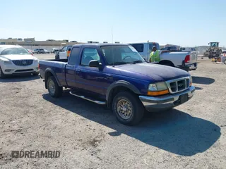 1998 Ford Ranger XL with VIN 1FTZR15U7WTA55468, listed as a IAAI auction lot 41786081 with 185,762 mi miles. Bid and sale history available at carsss.com. Image 1.