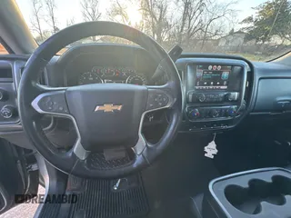 2015 Chevrolet Silverado 1500 LTZ with VIN 1GCVKSEC2FZ304689, listed as a Copart auction lot 89207255 with 199,514 mi miles and Clean Title. Bid and sale history available at carsss.com. Image 9.
