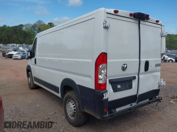 2025 Ram ProMaster Cargo Tradesman with VIN 3C6LRVVG2SE513404, listed as a IAAI auction lot 41948626 with 7,553 mi miles and . Bid and sale history available at carsss.com. Image 3.
