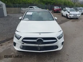 2019 Mercedes-Benz A 220 z VIN WDD3G4FB1KW030381, wystawiony jako IAAI lot #42050253 z przebiegiem 86 034 mil mil oraz . Historia ofert i sprzedaży dostępna na DreamBid. Obrazek 11.