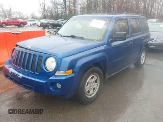 2010 Jeep Patriot Sport with VIN 1J4NF2GB0AD500526, listed as a IAAI auction lot 41694842 with 139,508 mi miles. Bid and sale history available at carsss.com. Image 2.