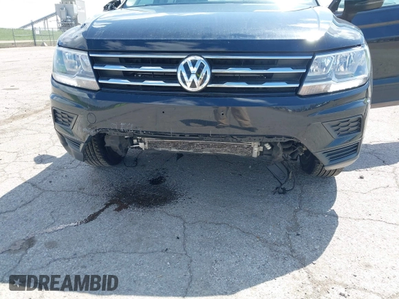 2019 Volkswagen Tiguan S with VIN 3VV0B7AX3KM119645, listed as a IAAI auction lot 41973924 with 100,914 mi miles and . Bid and sale history available at DreamBid. Image 6.