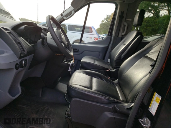 2019 Ford Transit Passenger XL with VIN 1FBZX2CM5KKA11360, listed as a Copart auction lot 73368294 with 270,293 mi miles and Non Repairable. Bid and sale history available at carsss.com. Image 7.