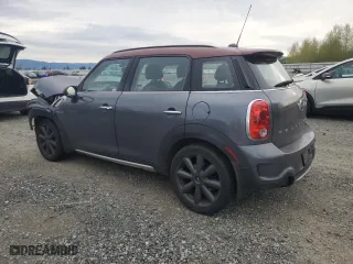 2016 MINI Cooper Countryman S with VIN WMWZC3C58GWT08979, listed as a Copart auction lot 52541355 with 157,264 mi miles and Clean Title. Bid and sale history available at carsss.com. Image 2.