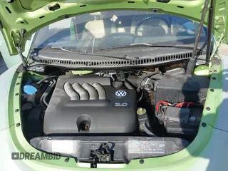 2000 Volkswagen Beetle GLS z VIN 3VWCA21C0YM403254, wystawiony jako IAAI lot #41806878 z przebiegiem 119 547 mil mil oraz . Historia ofert i sprzedaży dostępna na DreamBid. Obrazek 10.