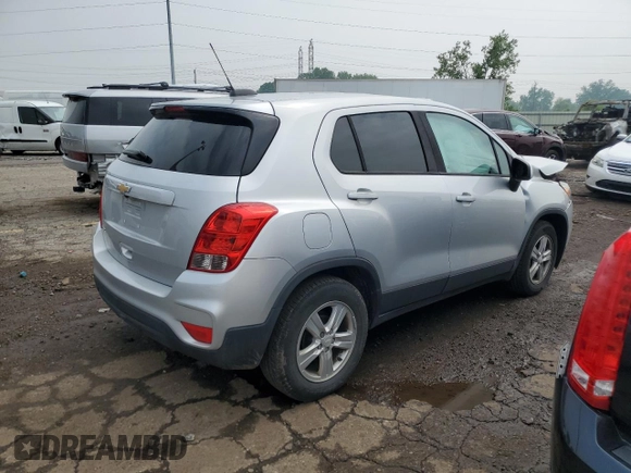 2020 Chevrolet Trax LS z VIN 3GNCJKSB9LL165242, wystawiony jako Copart lot #59348515 z przebiegiem 98 440 mil mil oraz Nie do naprawy • Non repairable. Historia ofert i sprzedaży dostępna na DreamBid. Obrazek 3.