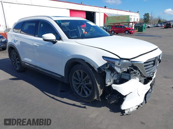 2020 Mazda CX-9 Signature with VIN JM3TCBEY3L0418322, listed as a IAAI auction lot 41723991 with 57,325 mi miles and . Bid and sale history available at carsss.com. Image 1.