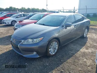 2013 Lexus ES 250 с VIN JTHBK1GG3D2040870, выставлен на аукционе IAAI как лот 42497562 с пробегом 89 929 миль миль и . История ставок и продаж доступна на DreamBid. Изображение 2.
