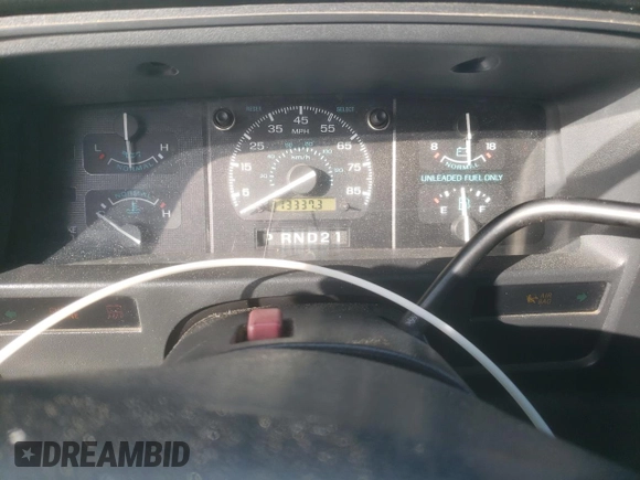 1992 Ford Econoline Cargo with VIN 1FTEE14Y2NHB57650, listed as a Copart auction lot 60258605 with 313,337 mi miles and Salvage title. Bid and sale history available at DreamBid. Image 9.