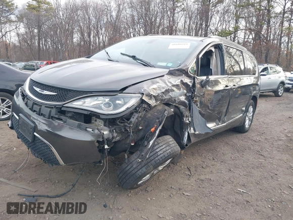 2018 Chrysler Pacifica Touring L Plus z VIN 2C4RC1EG9JR234929, wystawiony jako IAAI lot #41889519 z przebiegiem 87 924 mil mil oraz . Historia ofert i sprzedaży dostępna na DreamBid. Obrazek 2.