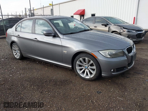 2011 BMW 3 Series 328i xDrive with VIN WBAPK7G58BNN78269, listed as a IAAI auction lot 41904907 with 86,003 mi miles. Bid and sale history available at carsss.com. Image 1.