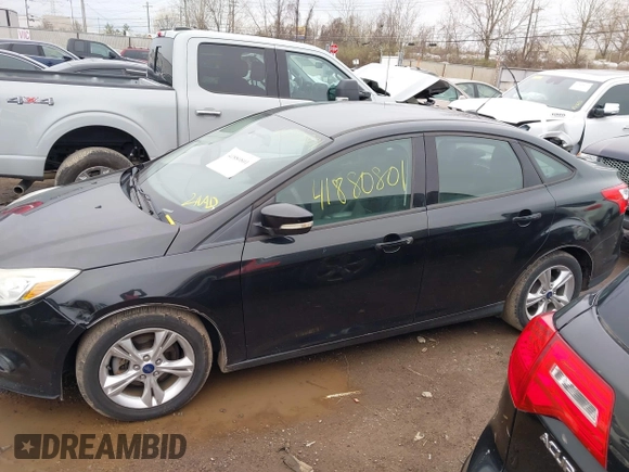 2013 Ford Focus SE with VIN 1FADP3F24DL300450, listed as a IAAI auction lot 41880801 with 161,633 mi miles. Bid and sale history available at carsss.com. Image 6.