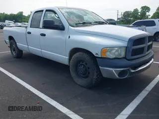 2005 Dodge 2500 SLT z VIN 3D7KR28C55G740676, wystawiony jako IAAI lot #42430112 z przebiegiem Nie podano mil oraz . Historia ofert i sprzedaży dostępna na DreamBid. Obrazek 1.