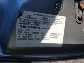 1998 Chevrolet Tahoe z VIN 1GNEK13R7WJ367763, wystawiony jako IAAI lot #41442910 z przebiegiem 270 488 mil mil oraz . Historia ofert i sprzedaży dostępna na DreamBid. Obrazek 9.
