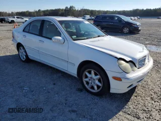 2001 Mercedes-Benz C 230/260/280/320 с VIN WDBRF61J51F116503, выставлен на аукционе Copart как лот 89135335 с пробегом 132 412 миль миль и Списание • Salvage title. История ставок и продаж доступна на DreamBid. Изображение 4.