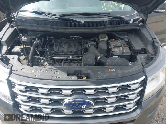 2016 Ford Explorer Limited with VIN 1FM5K8F89GGA06436, listed as a IAAI auction lot 42098933 with 215,526 mi miles. Bid and sale history available at carsss.com. Image 10.