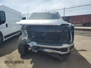 2024 Ford Super Duty F-250 SRW XL with VIN 1FT8W2BT9REF52763, listed as a Copart auction lot 53781755 with 7,967 mi miles and Salvage Title. Bid and sale history available at carsss.com. Image 5.
