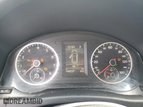 2013 Volkswagen Tiguan SEL with VIN WVGBV3AX1DW581790, listed as a Copart auction lot 51319665 with 194,237 mi miles and Clean Title. Bid and sale history available at DreamBid. Image 9.