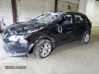 2017 Nissan Rogue SL z VIN JN1BJ1CR2HW125857, wystawiony jako Copart lot #50471535 z przebiegiem 67 462 mil mil oraz Szkoda całkowita • Salvage title. Historia ofert i sprzedaży dostępna na DreamBid. Obrazek 1.