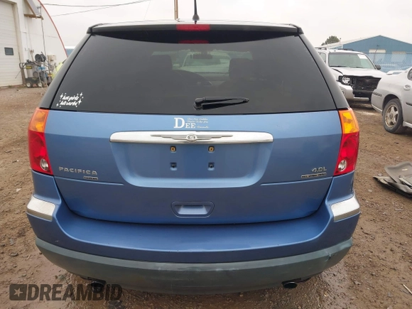 2007 Chrysler Pacifica Touring with VIN 2A8GF68XX7R255541, listed as a IAAI auction lot 40696056 with 127,625 mi miles and . Bid and sale history available at DreamBid. Image 17.