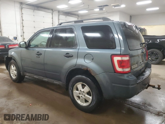 2012 Ford Escape XLT z VIN 1FMCU9DG3CKC81146, wystawiony jako Copart lot #58999625 z przebiegiem 169 942 mil mil oraz Czysty tytuł • Clean title. Historia ofert i sprzedaży dostępna na DreamBid. Obrazek 2.