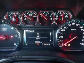 2020 GMC Yukon XL SLT with VIN 1GKS1GKC9LR186504, listed as a IAAI auction lot 41302367 with 20,109 mi miles. Bid and sale history available at carsss.com. Image 7.