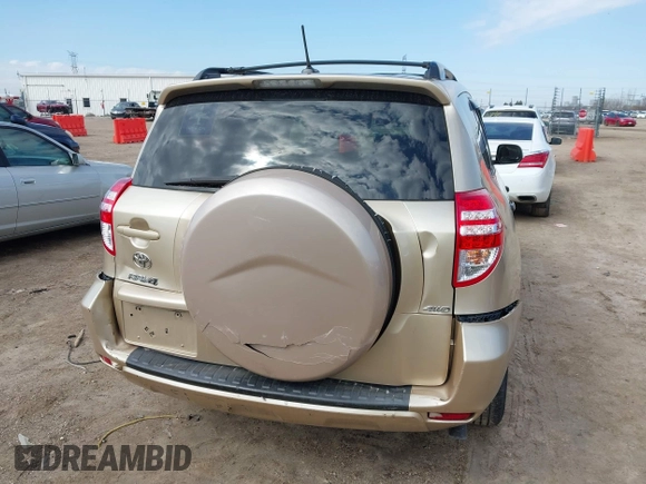 2011 Toyota RAV4 with VIN 2T3BF4DV9BW131656, listed as a IAAI auction lot 41877686 with 271,245 mi miles. Bid and sale history available at carsss.com. Image 16.