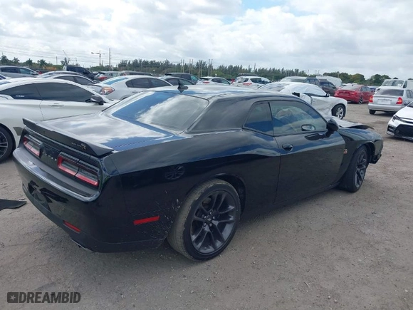 2022 Dodge Challenger R/T Scat Pack with VIN 2C3CDZFJ7NH151317, listed as a IAAI auction lot 41561424 with 29,611 mi miles. Bid and sale history available at carsss.com. Image 4.