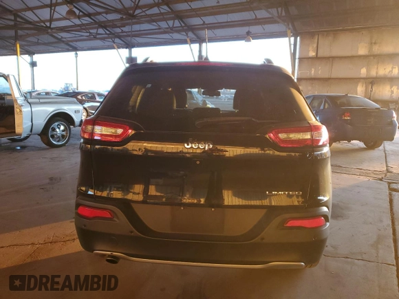 2018 Jeep Cherokee Limited z VIN 1C4PJLDB7JD565932, wystawiony jako Copart lot #89196515 z przebiegiem 121 561 mil mil oraz Szkoda całkowita • Salvage title. Historia ofert i sprzedaży dostępna na DreamBid. Obrazek 6.