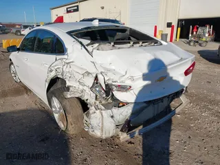 2017 Chevrolet Malibu LT with VIN 1G1ZE5ST7HF165820, listed as a IAAI auction lot 41211704 with 230,505 mi miles. Bid and sale history available at carsss.com. Image 6.